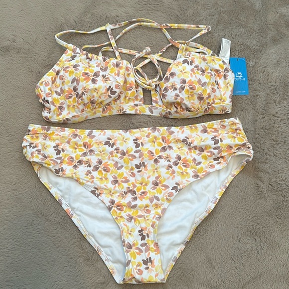 Cupshe Other - Cupshe Floral High Waisted Bikini